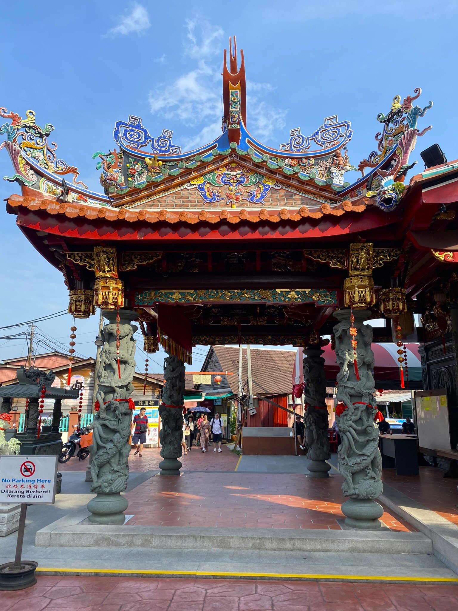 Chew Jetty is one of the famous Clan Jetties in George Town. This traditional waterfront village features wooden houses built on stilts over the sea, reflecting Penang’s early Chinese settler history. Visitors can walk along the wooden pier, explore small souvenir stalls, and enjoy scenic sea views. Chew Jetty is a unique cultural attraction and a must-visit spot when exploring George Town’s heritage area.