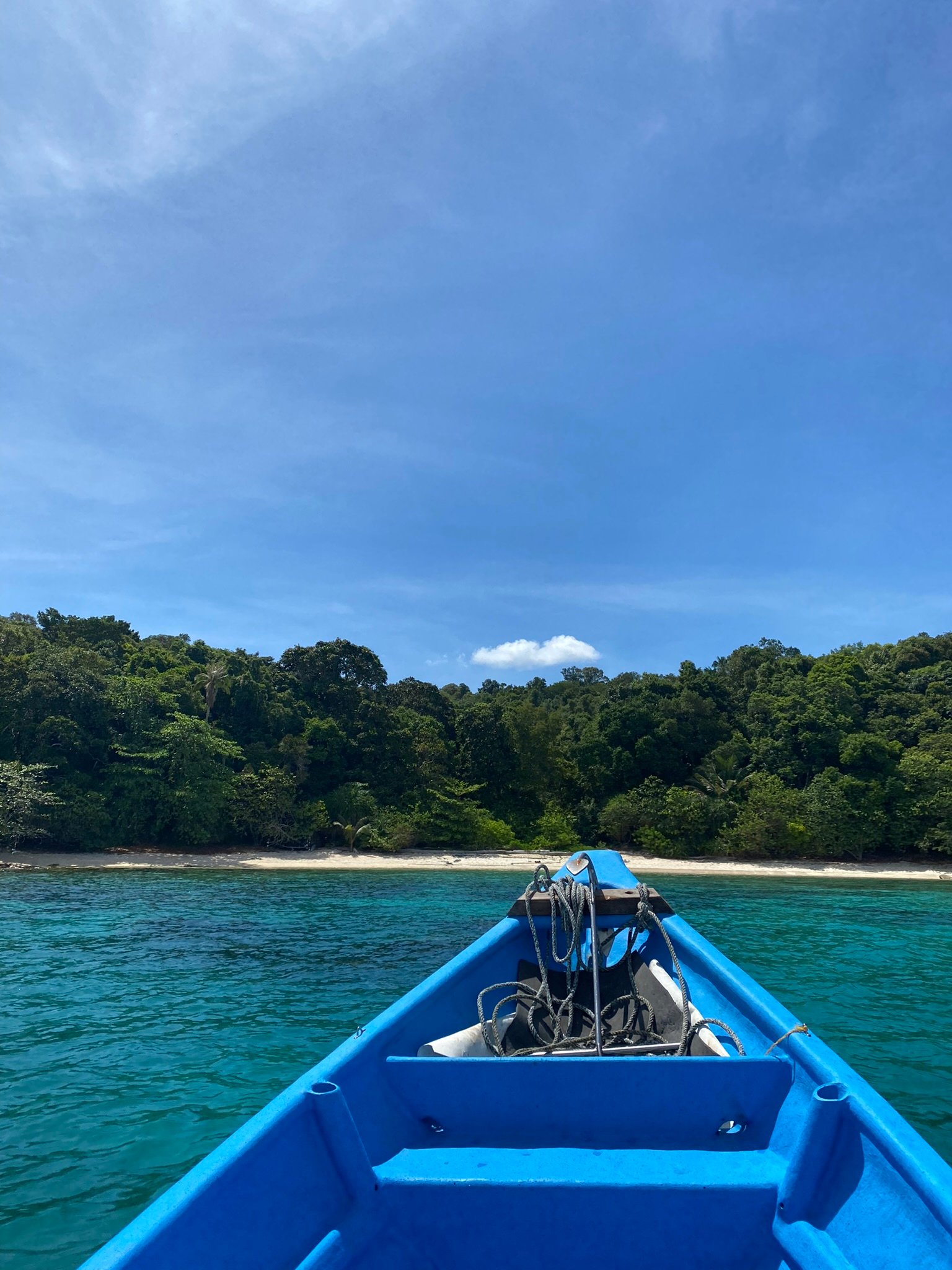 Island hopping in the Perhentian Islands is a popular boat tour that takes visitors to hidden beaches, snorkeling spots, and small surrounding islets. Tours usually depart from Perhentian Kecil or Perhentian Besar and include several stops for swimming and snorkeling. With crystal-clear waters, coral reefs, and chances to spot sea turtles, island hopping is one of the best things to do in the Perhentians for a full tropical experience.