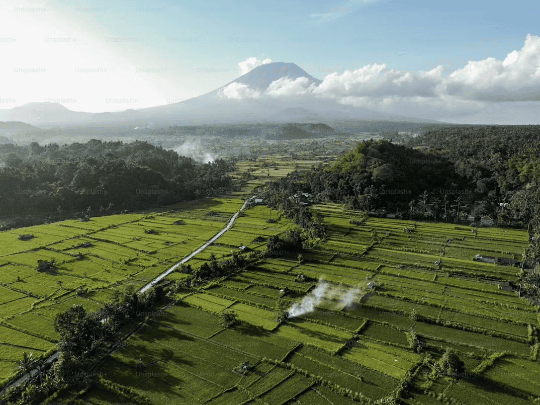 Lombok holiday – Muslim-friendly island getaway in Indonesia A Lombok holiday is perfect for travellers looking for a quieter and more authentic side of Indonesia. Located next to Bali, Lombok offers beautiful beaches, waterfalls, rice fields, and a strong Muslim culture with plenty of halal food and mosques across the island. Whether you’re planning a relaxed beach trip or an adventurous island route, Lombok is an ideal destination for a Muslim-friendly holiday in Southeast Asia.