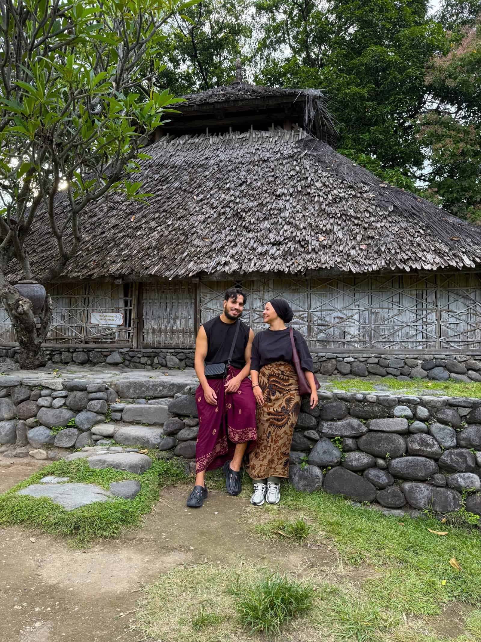 Explore Bayan and Senaru in northern Lombok—a serene gateway to Mount Rinjani. Discover the historic Masjid Kuno Bayan Beleq, visit stunning waterfalls, and experience authentic Sasak culture in a peaceful, halal-friendly setting.