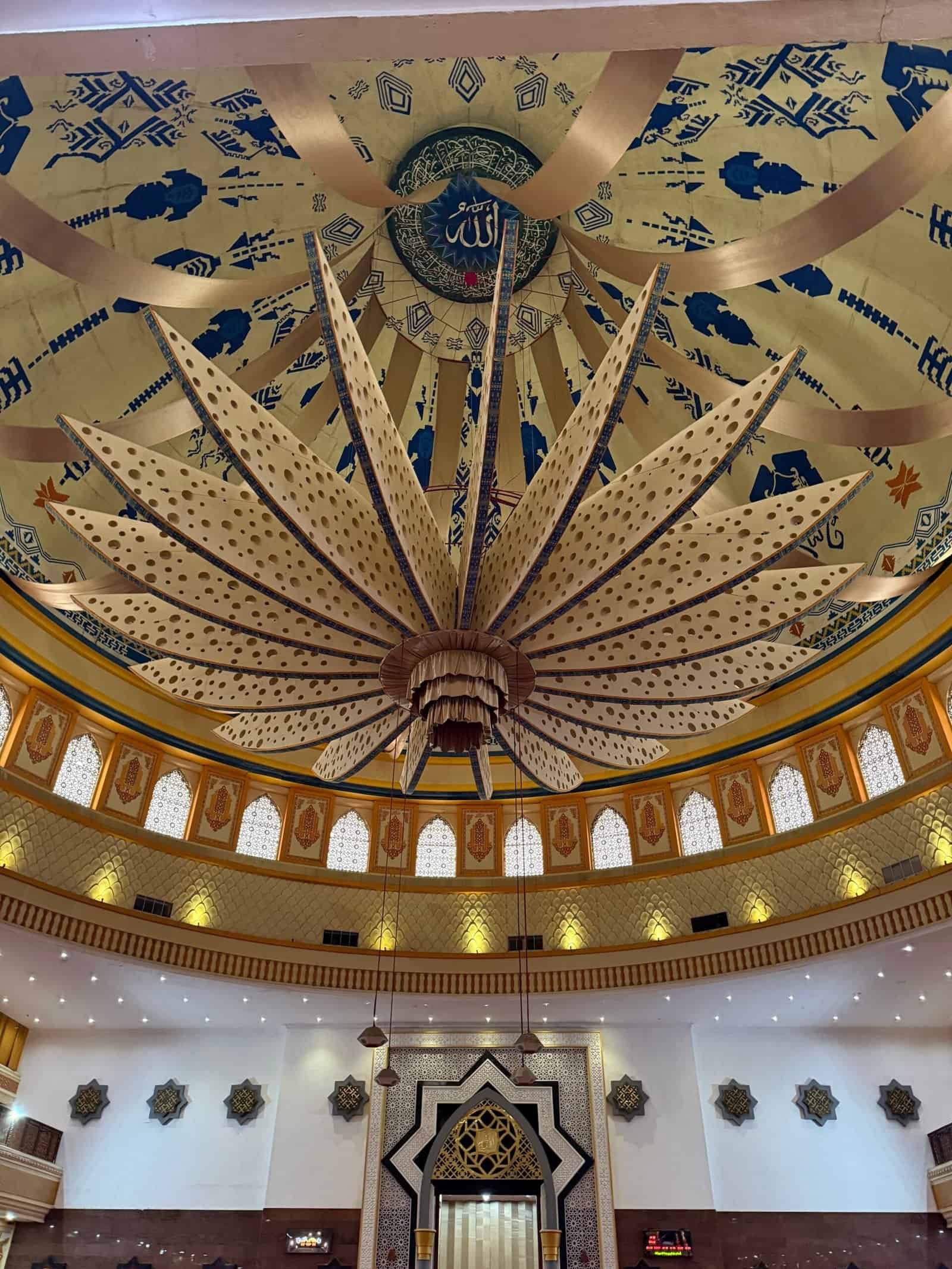 Islamic Center NTB in Mataram is one of the most iconic mosques in Lombok. Known for its grand architecture and tall golden dome, it can accommodate thousands of worshippers. Visitors can climb the tower for panoramic views over Mataram and the coastline. The mosque is open to tourists outside prayer times, making it a must-visit for those interested in Islamic culture and architecture during their stay in Lombok.
