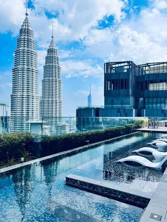Kuala Lumpur is a leading destination for halal travel in Asia, offering a wide range of hotels across popular areas like Bukit Bintang, KLCC, Chinatown, and Bangsar. From luxury stays near the Petronas Twin Towers to budget-friendly hotels in cultural districts, visitors can easily find accommodations with halal dining options, prayer facilities, and nearby mosques. Whether you’re traveling for shopping, business, or leisure, Kuala Lumpur provides a comfortable and Muslim-friendly hotel experience in every part of the city.